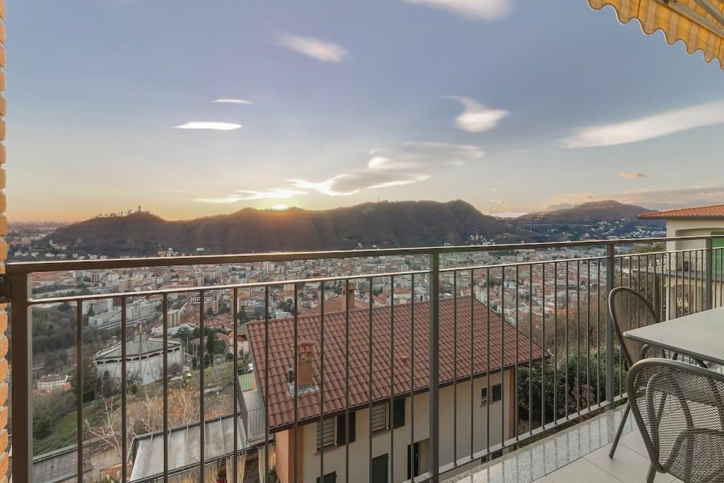 Appartamento Bellavista Con Ac E Posto Auto A Brunate 科莫 外观 照片
